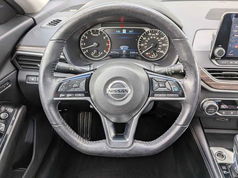 Used 2020 Nissan Altima 2.5 Platinum AWD/4WD image 23