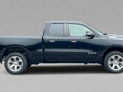 Used 2020 RAM 1500 Big Horn AWD/4WD image 9