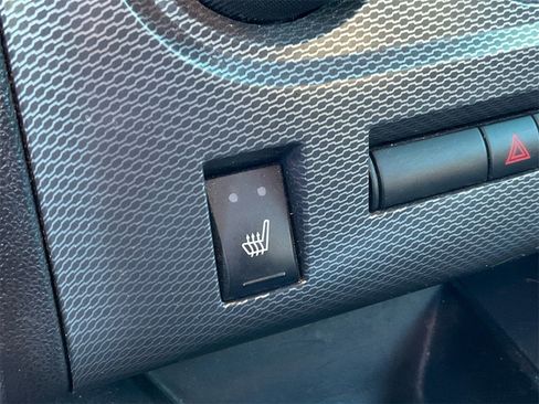 Used 2013 Dodge Challenger R/T image 21