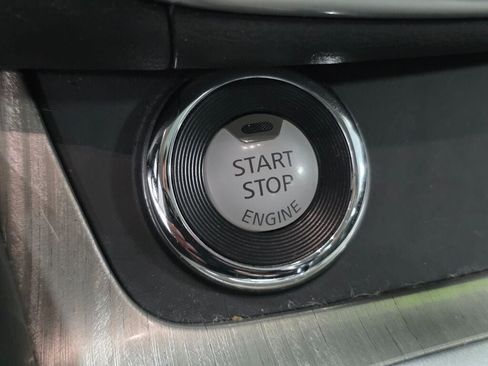 Used 2018 Nissan Murano Platinum AWD/4WD image 19