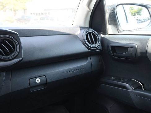 Used 2020 Toyota Tacoma SR RWD image 8