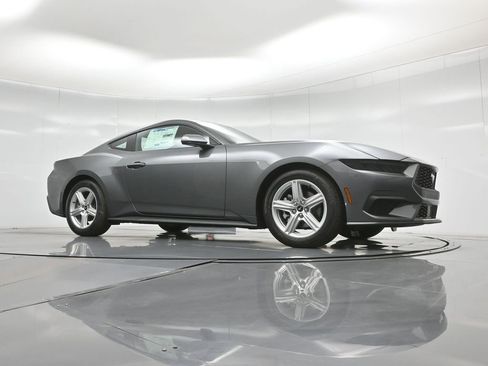 New 2026 Ford Mustang Coupe image 39