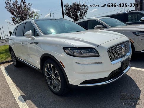 Certified 2022 Lincoln Nautilus Reserve FWD image 1