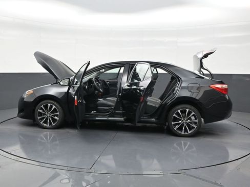 Used 2018 Toyota Corolla LE image 31