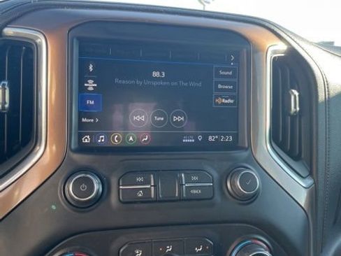 Used 2019 Chevrolet Silverado 1500 High Country w/ Technology Package AWD/4WD image 22