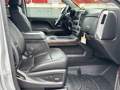 Used 2017 GMC Sierra 1500 SLT AWD/4WD image 12