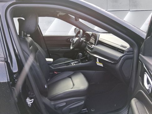 New 2026 Jeep Compass Limited image 16