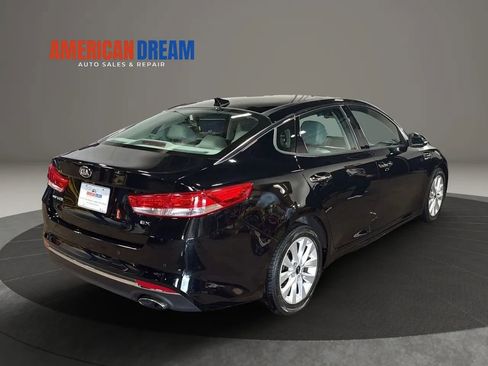 Used 2018 Kia Optima EX w/ Premium Package FWD image 5