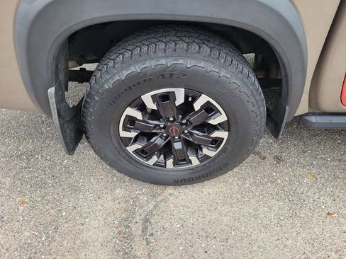 Used 2023 Nissan Frontier Pro-X w/ Technology Package image 7