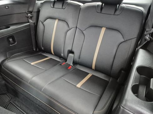 Used 2024 MAZDA CX-90 3.3 Turbo S w/ Premium Package image 16