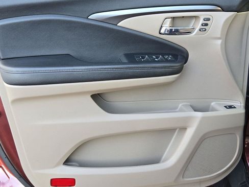 Used 2022 Honda Pilot Special Edition image 24