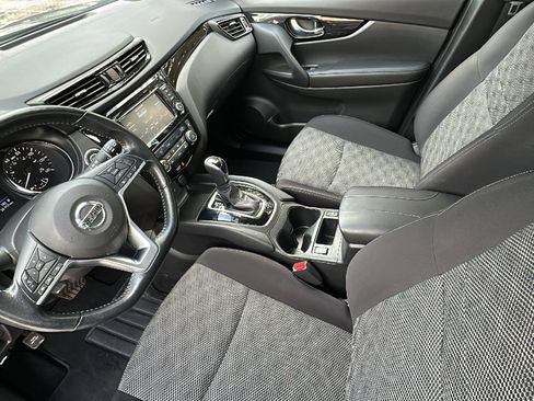 Certified 2022 Nissan Rogue Sport SV image 22