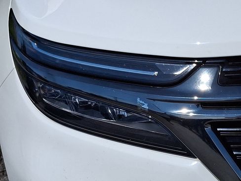 Used 2022 Chevrolet Equinox RS image 9