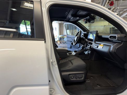 Certified 2026 Toyota 4Runner TRD Off-Road Premium w/ Tow Technology Package AWD/4WD image 32