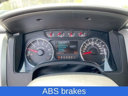 Used 2014 Ford F150 FX4 w/ Equipment Group 402A Luxury AWD/4WD image 13