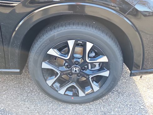 New 2026 Honda HR-V EX-L image 3