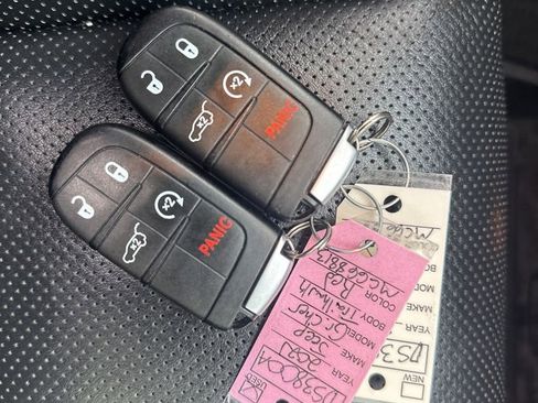 Used 2021 Jeep Grand Cherokee Trailhawk w/ Trailhawk Luxury Group image 32