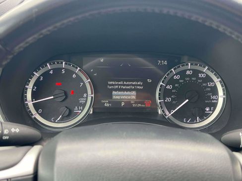 Used 2024 Toyota Highlander XLE image 19