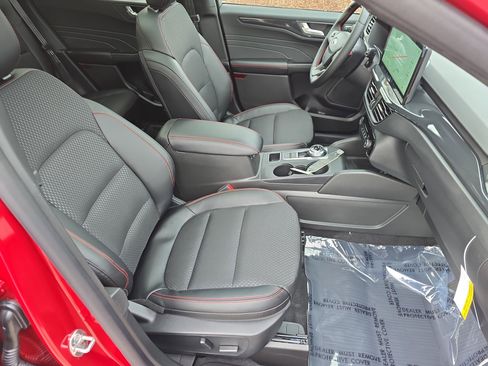 New 2026 Ford Escape ST-Line Select w/ Tech Pack #2 AWD/4WD image 10