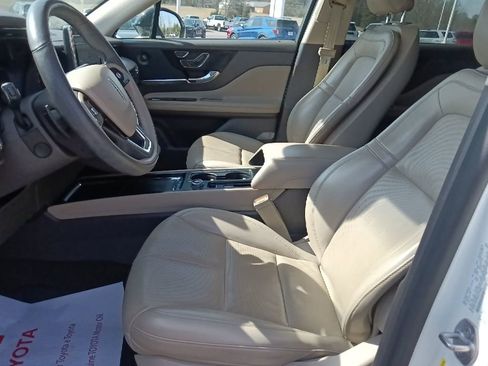 Used 2021 Lincoln Corsair Reserve w/ Equipment Group 201A image 16