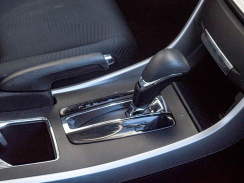 Used 2015 Honda Accord LX image 20