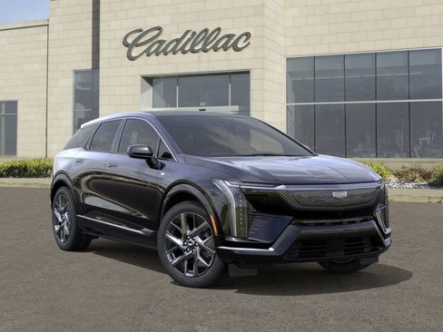 New 2026 Cadillac Optiq Luxury 1 w/ LPO, Floor Liner Package image 7