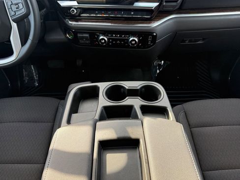 Certified 2025 GMC Sierra 1500 Elevation image 15