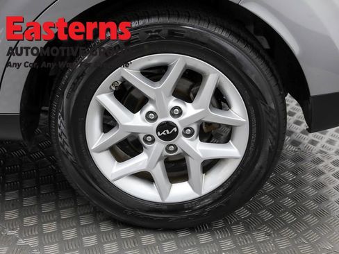 Used 2024 Kia Soul LX w/ Option Group 015 image 30