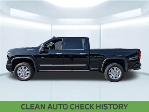 Used 2025 Chevrolet Silverado 2500 High Country w/ High Country Premium Package image 2