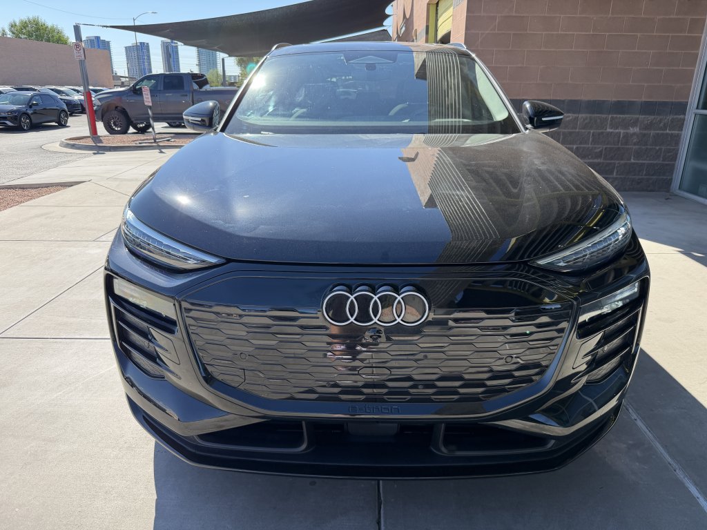 Used 2025 Audi Q6 e-tron Premium Plus w/ Premium Plus RWD image 10
