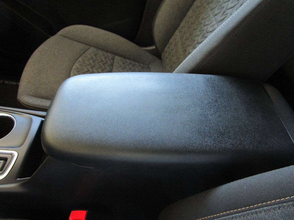 Used 2024 Chevrolet Equinox LT FWD image 41