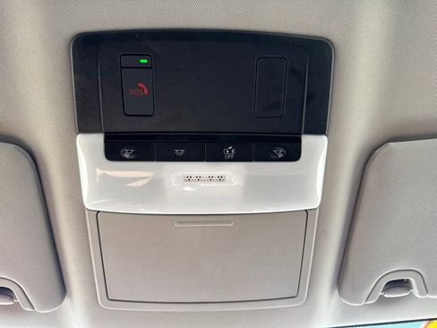 Used 2025 Nissan Altima 2.5 SV FWD image 17