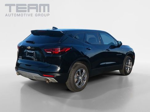 Used 2023 Chevrolet Blazer LT image 7