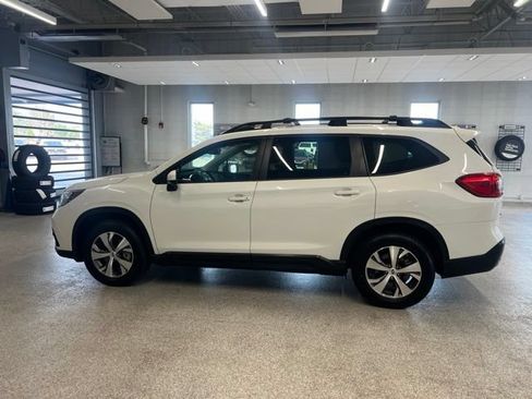 Used 2022 Subaru Ascent Premium w/ Convenience Package AWD/4WD image 12