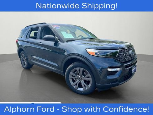 Certified 2024 Ford Explorer XLT w/ Equipment Group 202A AWD/4WD image 1