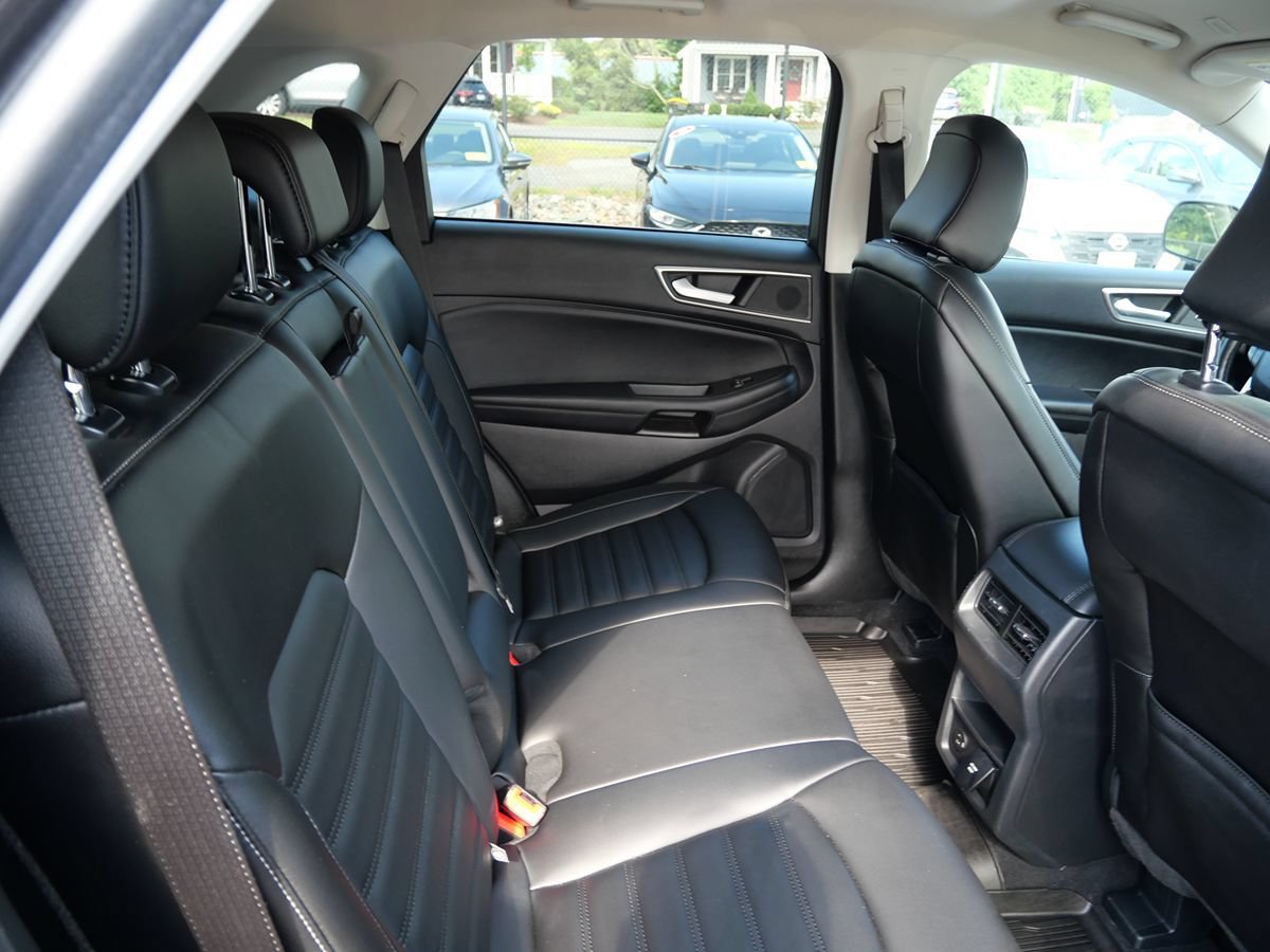 Used 2022 Ford Edge SEL w/ Convenience Package AWD/4WD image 30