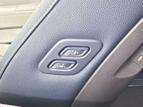 New 2026 Kia Carnival SX Prestige FWD image 44