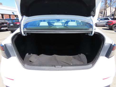 Used 2023 Honda Accord EX image 10