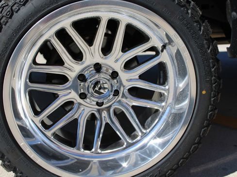 Used 2018 Ford F150 Lariat w/ Equipment Group 502A Luxury image 16