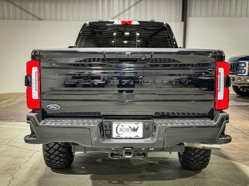 Used 2025 Ford F350 Platinum AWD/4WD image 6