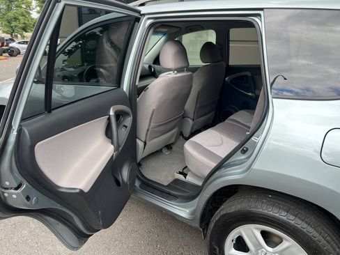 Used 2007 Toyota RAV4 2WD V6 image 8