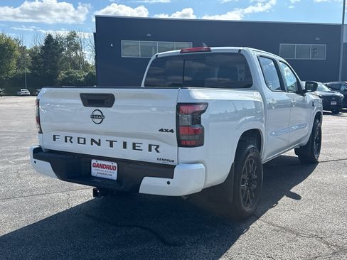 New 2026 Nissan Frontier SV w/ SV Convenience Package AWD/4WD image 5