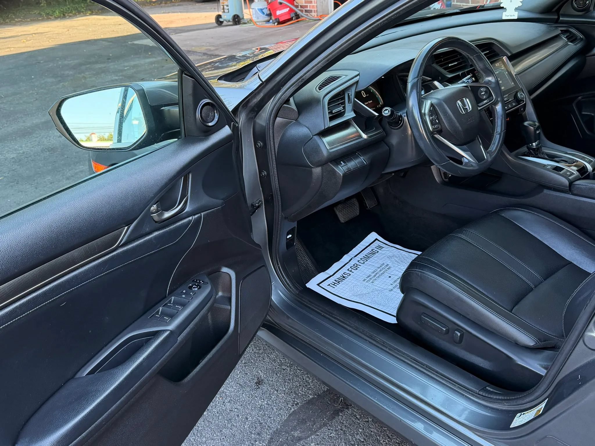 Used 2017 Honda Civic EX-L image 8