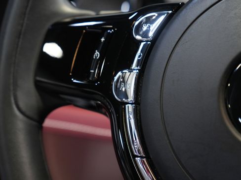 Used 2020 Rolls-Royce Ghost image 42