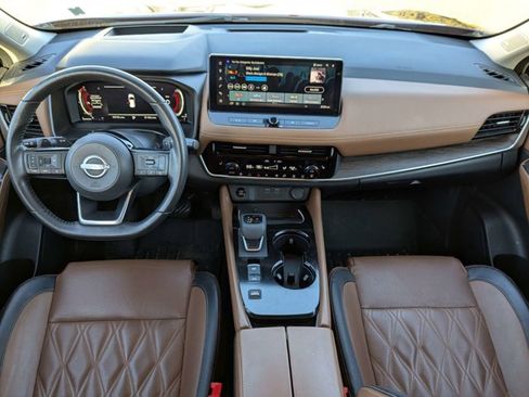 Certified 2024 Nissan Rogue Platinum w/ Platinum Premium Package image 17