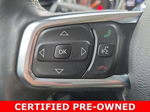 Used 2022 Jeep Wrangler Unlimited Sahara w/ Cold Weather Group image 17