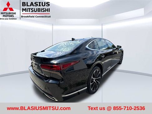 Used 2023 Lexus LS 500 AWD w/ Luxury Package image 8
