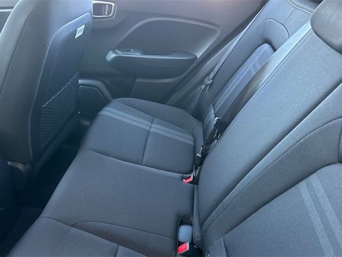 Used 2022 Hyundai Venue SEL image 5