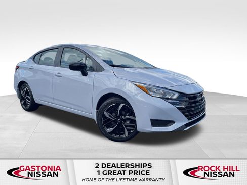 New 2025 Nissan Versa SR w/ Trunk Package image 1