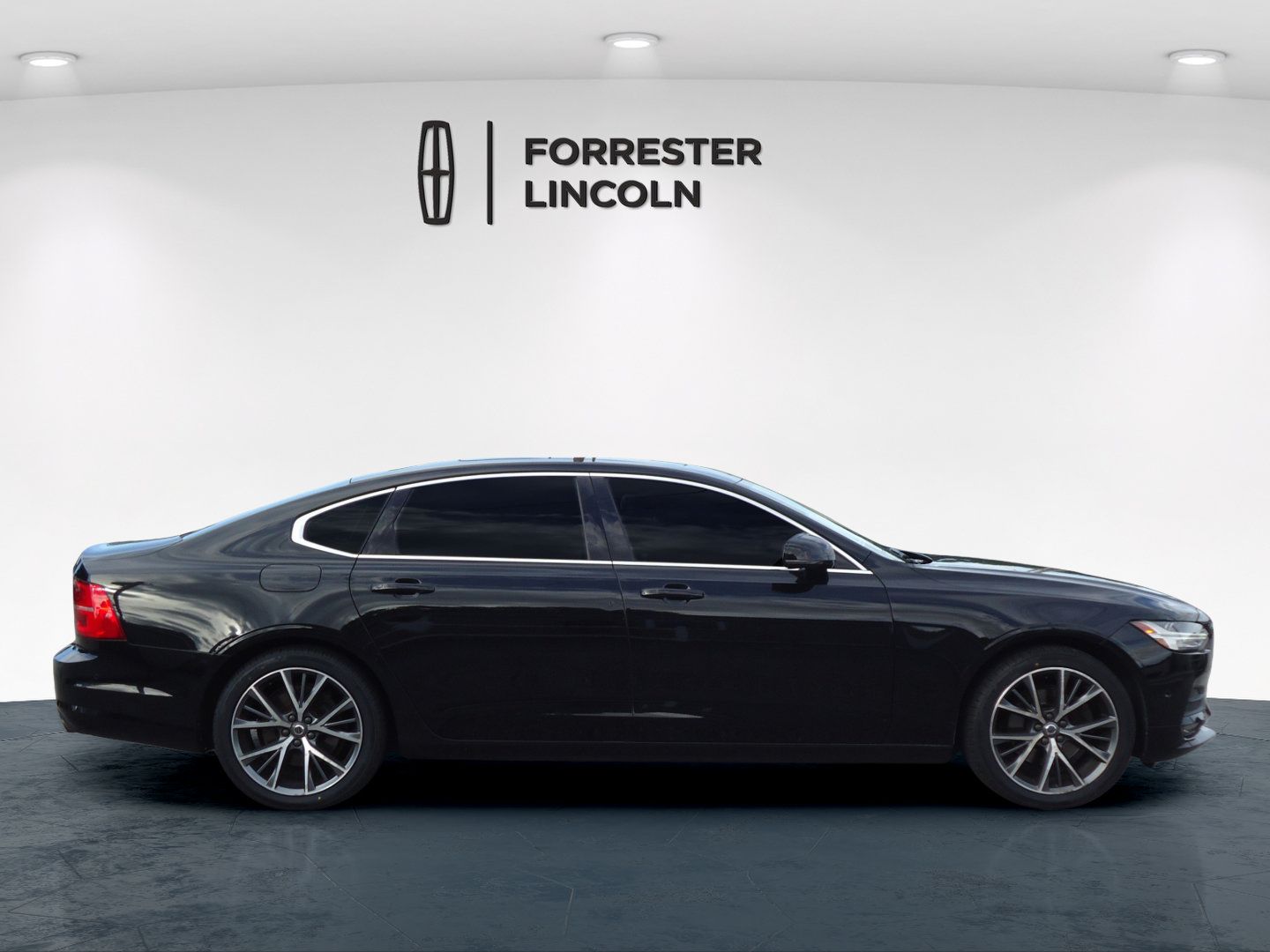 Used 2018 Volvo S90 T5 Momentum w/ Convenience Package AWD/4WD image 2
